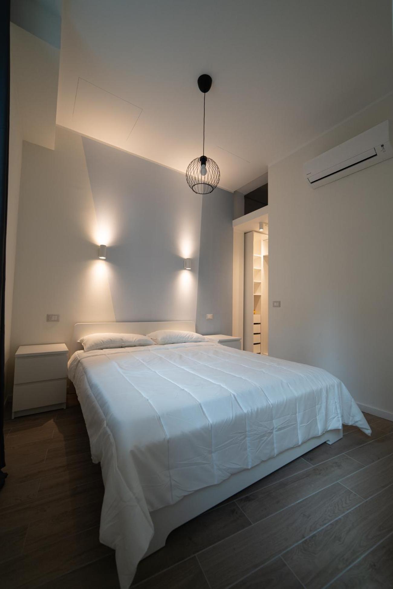 Appartamento Rifugio Milanese Con Parcheggio Privato, Ambiente Tranquillo E Convenienza