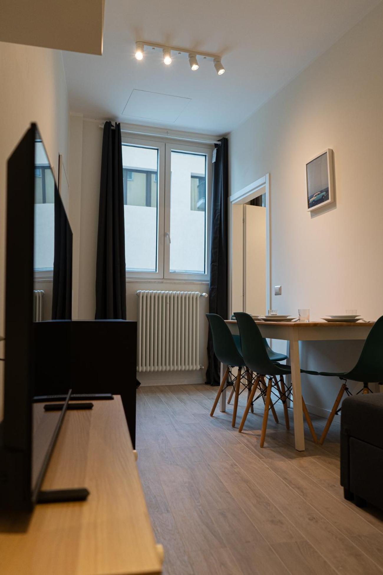 Rifugio Milanese Con Parcheggio Privato, Ambiente Tranquillo E Convenienza Apartment Milan