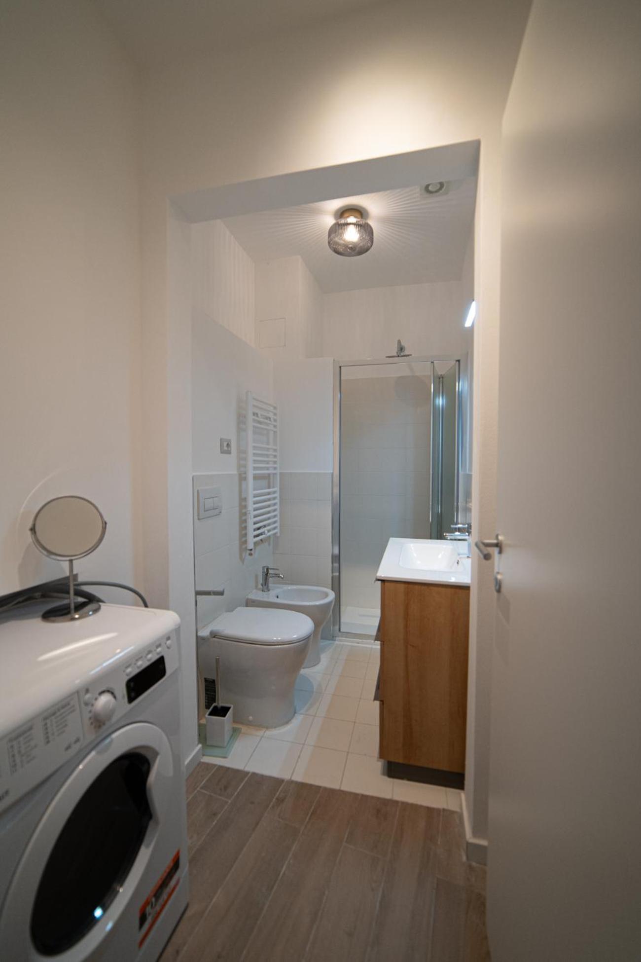 Appartamento Rifugio Milanese Con Parcheggio Privato, Ambiente Tranquillo E Convenienza