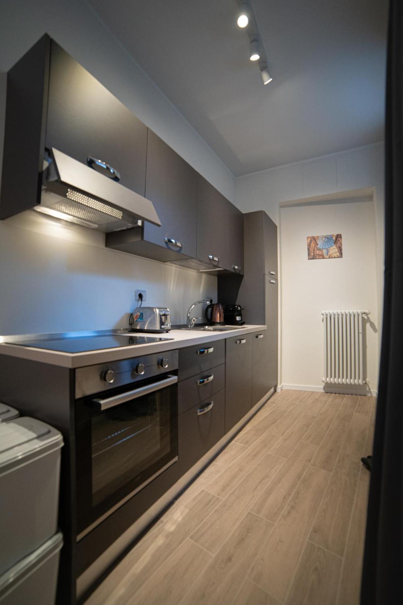 Rifugio Milanese Con Parcheggio Privato, Ambiente Tranquillo E Convenienza Appartamento